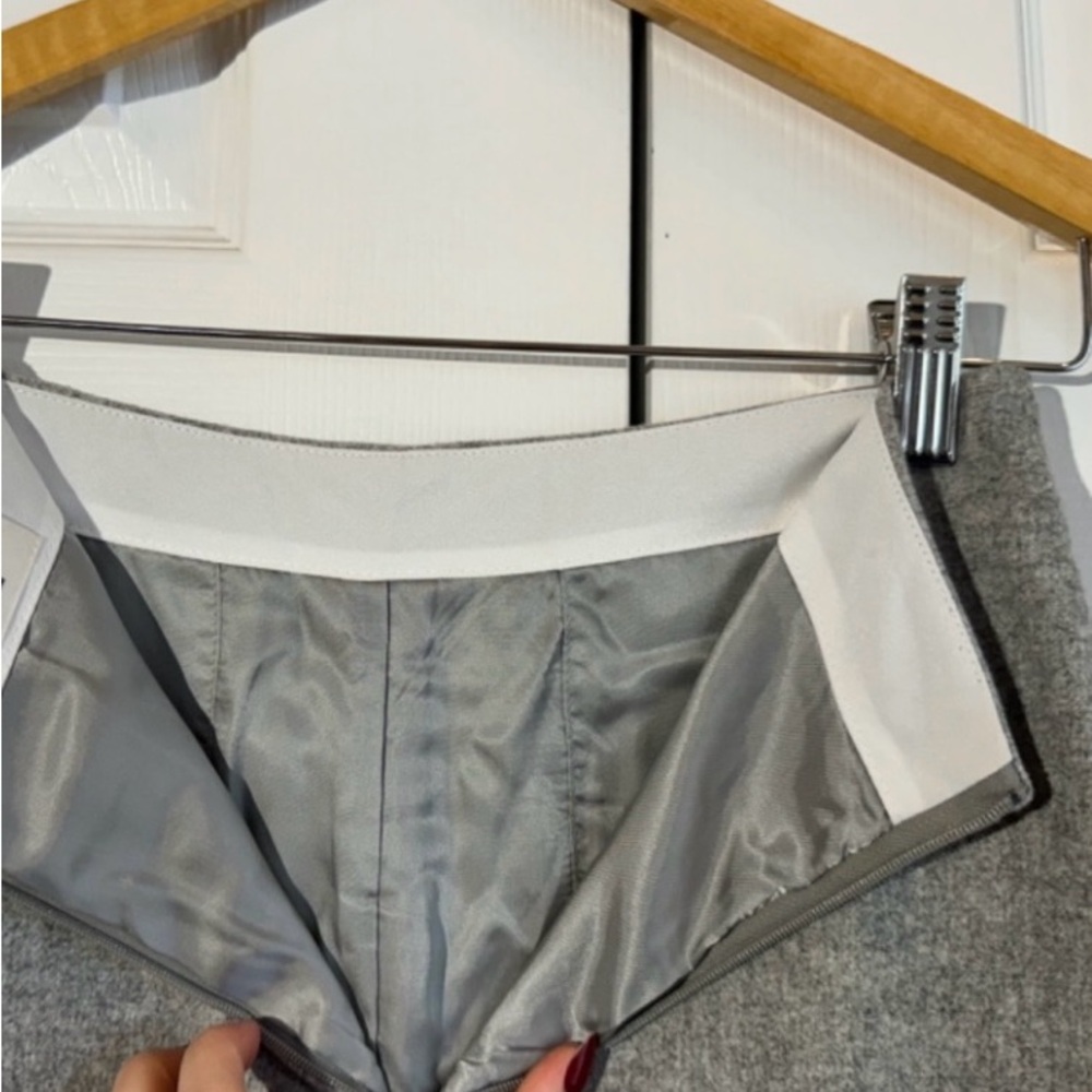 Aritzia essonne skirt - Picture 2 of 6